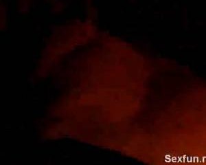 Amateur stel maak eerste sexvideo